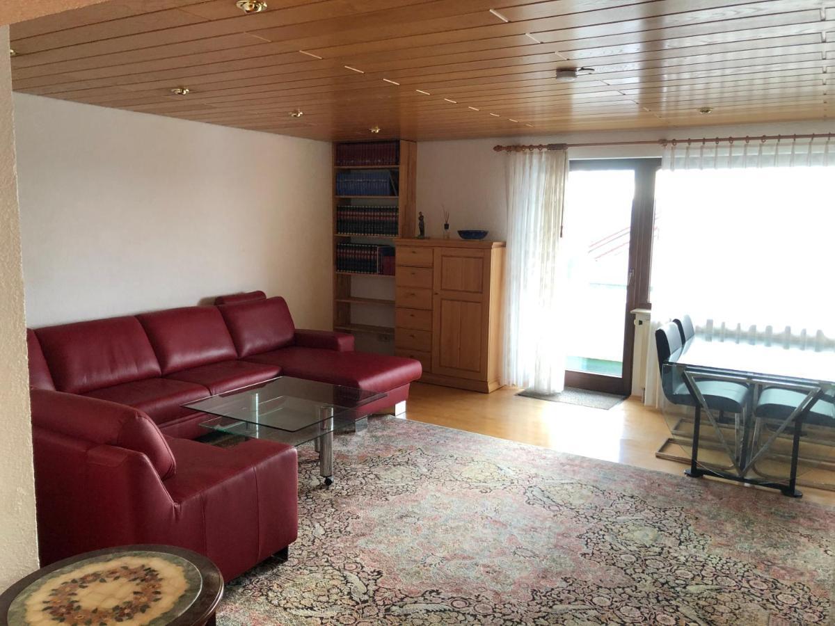 Apartment Fuer 4 Personen, 2 Schlafzimmer, 2 Parkplaetze, Wlan