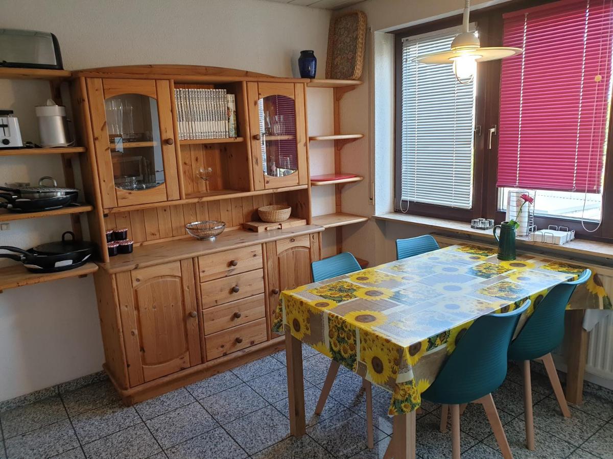 Fuer 4 Personen, 2 Schlafzimmer, 2 Parkplaetze, Wlan Апартаменты *