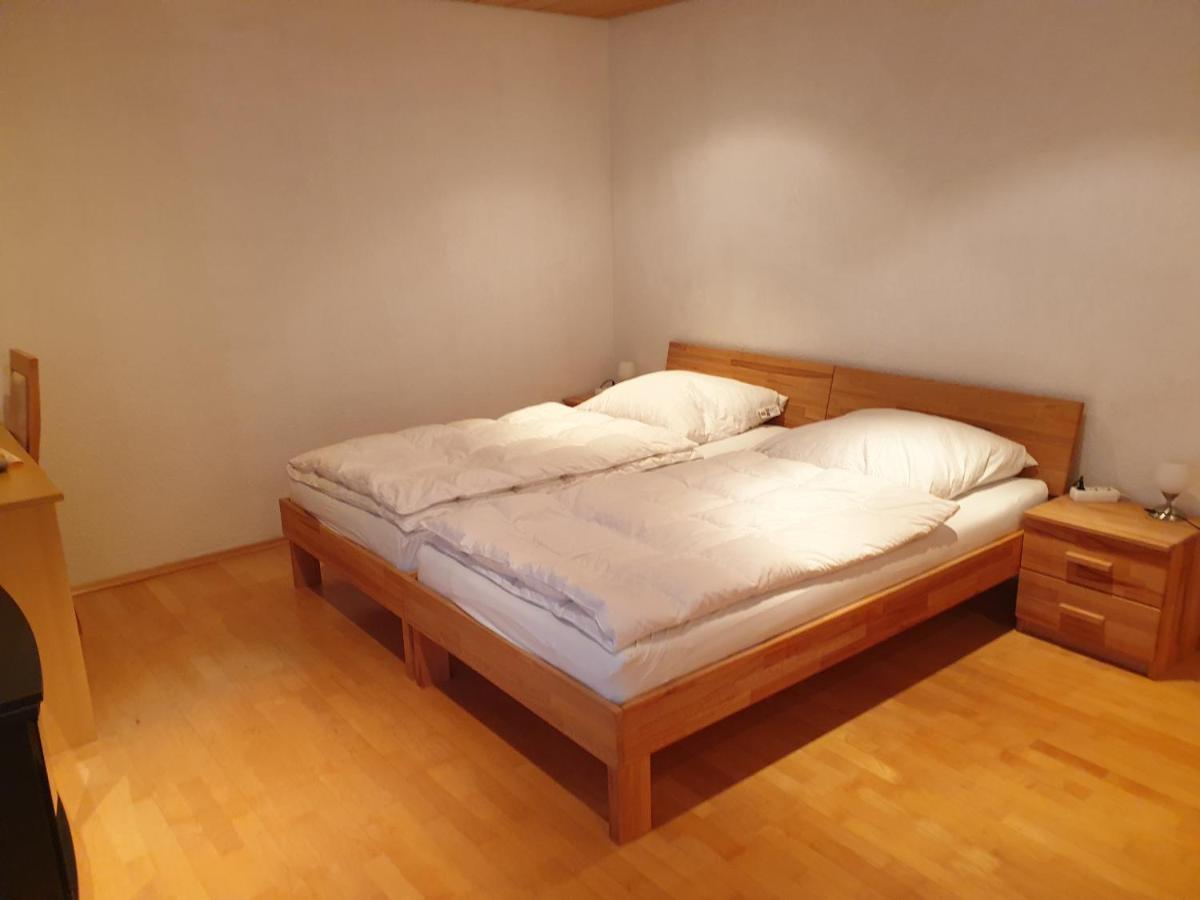 Fuer 4 Personen, 2 Schlafzimmer, 2 Parkplaetze, Wlan Konstanz