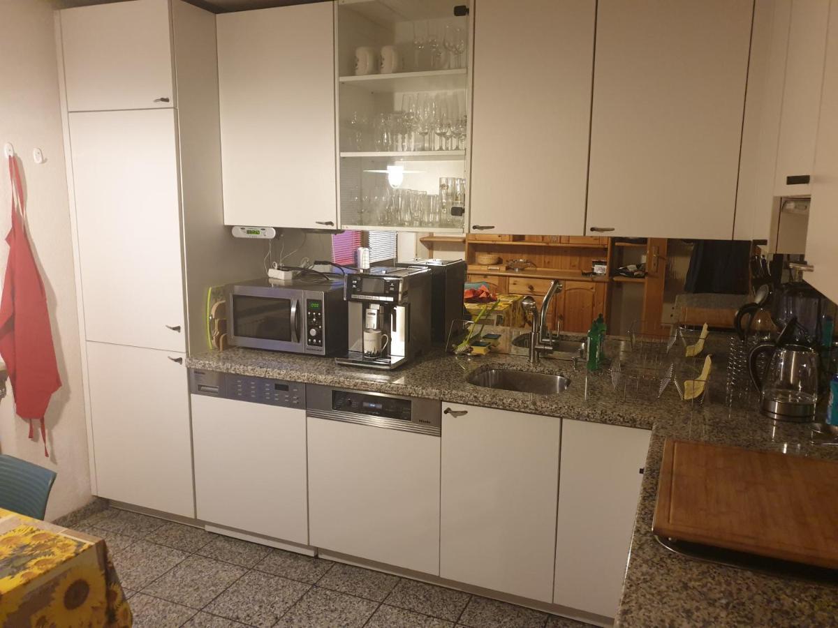 Apartment Fuer 4 Personen, 2 Schlafzimmer, 2 Parkplaetze, Wlan *